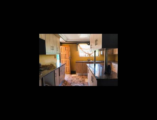 3 BEDROOM HOUSE FOR SALE IN MANKWENG